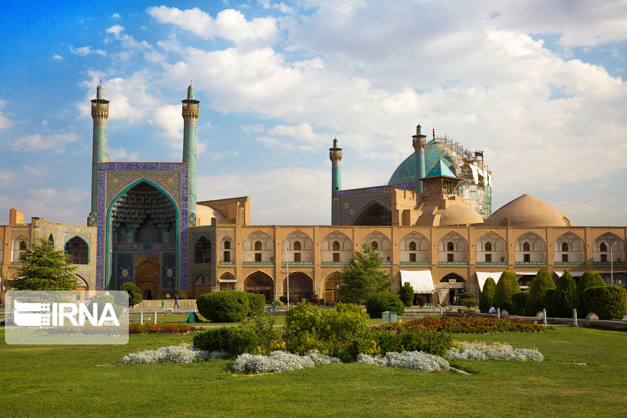 مرمت گنبد مسجد جامع عباسی اصفهان در انتظار تصمیمات سرنوشت ساز